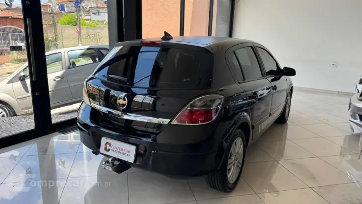 VECTRA 2.0 MPFI GT Hatch 8V