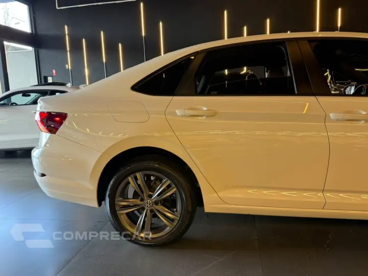 JETTA 1.4 250 TSI TOTAL FLEX R-LINE TIPTRONIC