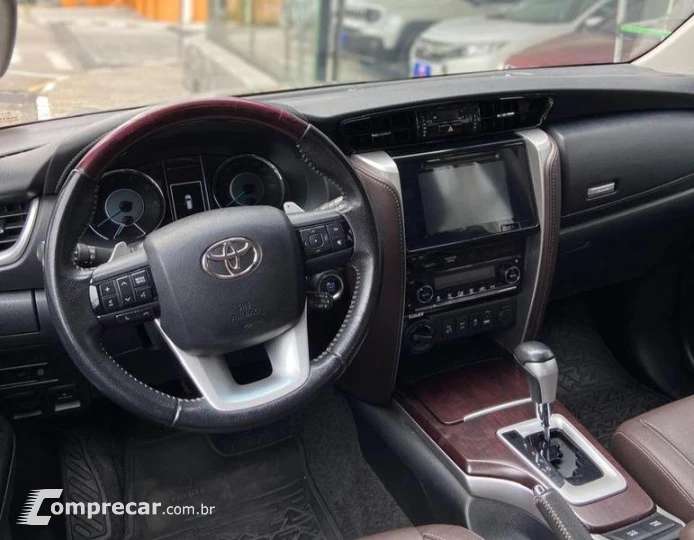 HILUX SWSRXA4FD