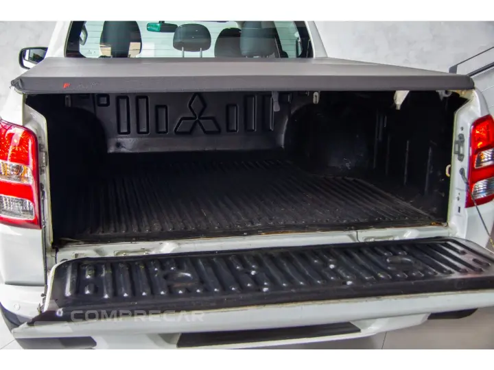 L200 TRITON 2.4 16V TURBO DIESEL SPORT GLS CD 4P 4X4 AUTOMÁT