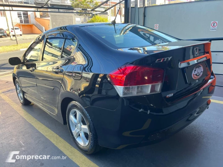 CITY Sedan LX 1.5 Flex 16V 4p Aut.