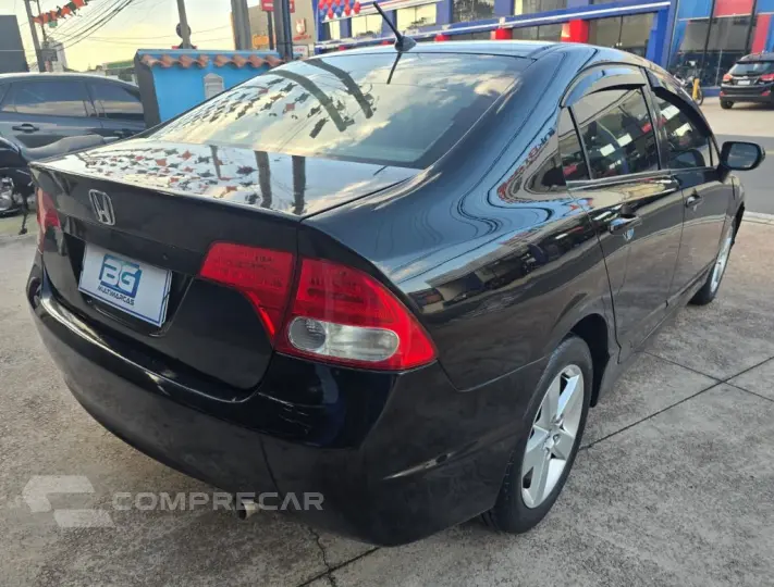 Civic Sedan LXS 1.8 Flex 16V Mec. 4p