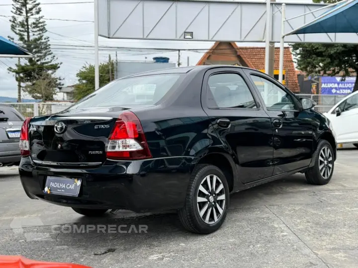 ETIOS PLATINUM Sed. 1.5 Flex 16V 4p Mec.