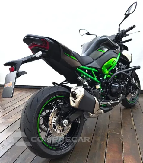 KAWASAKI Z900