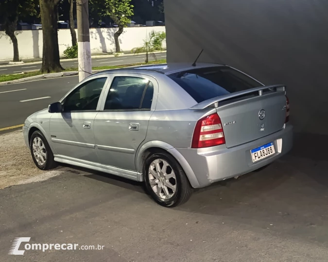 ASTRA 2.0 MPFI Advantage 8V