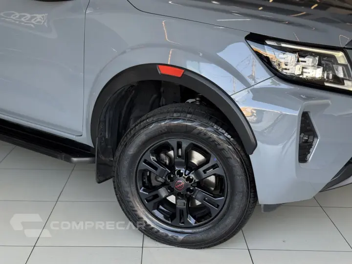 Frontier 2.3 16V PRO4X CABINE DUPLA 4X4 BI-TURBO DIESEL AUTO