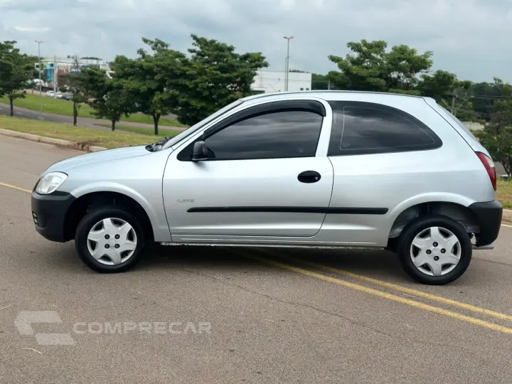 CELTA 1.0 MPFI Life 8V