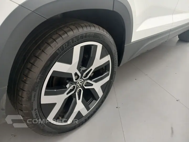 TAOS 1.4 250 TSI TOTAL FLEX HIGHLINE AUTOMÁTICO