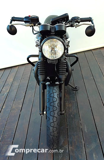 TRIUMPH BONNEVILLE T100 BLACK 900