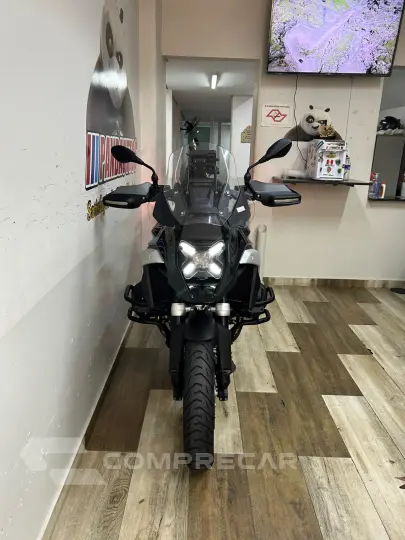 R 1300 GS TRIPLE BLACK