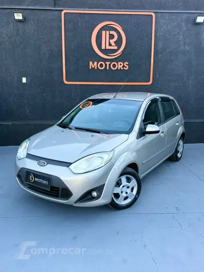 FIESTA 1.6 MPI Class Hatch 8V