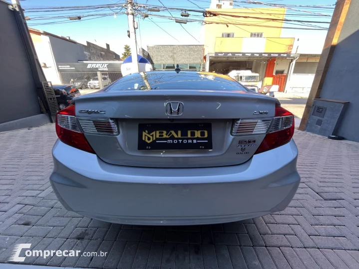 Civic Sedan LXR 2.0 Flexone 16V Aut. 4p