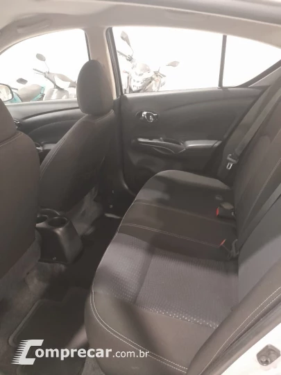 Versa Sedan 1.6 16V 4P SV FLEX XTRONIC AUTOMÁTICO CVT