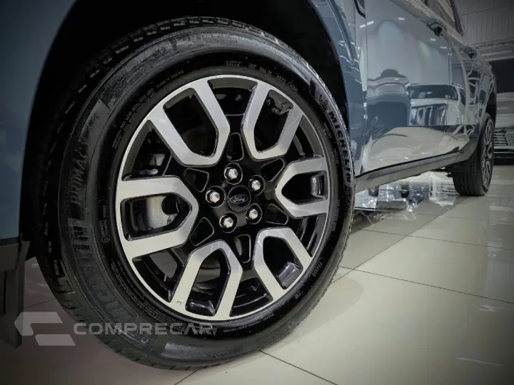 MAVERICK 2.5 HYBRID LARIAT E-CVT