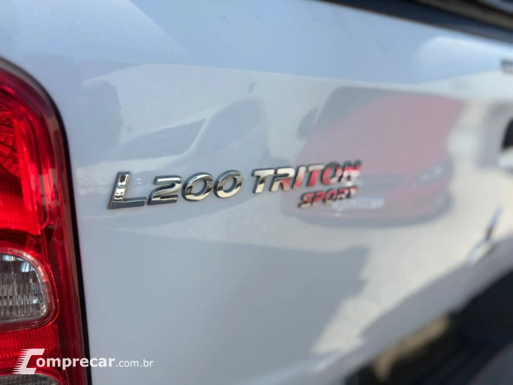 L200 TRITON 2.4 16V Turbo Sport GLS CD 4X4