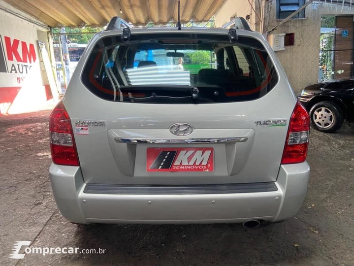 TUCSON GLS B 2.0 AUT