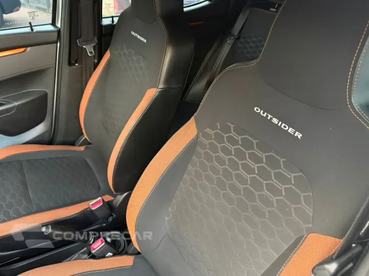 KWID OUTSIDER 1.0 Flex 12V 5p Mec.