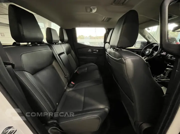 TRITON 2.4 Biturbo CD Hpe-s 4X4