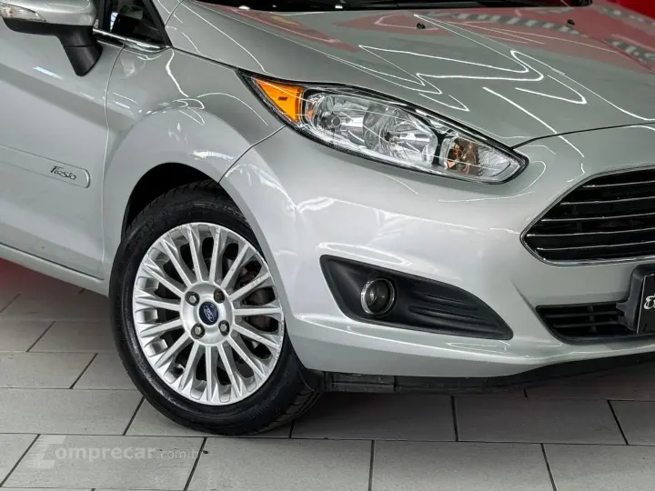 Fiesta 1.6 Titanium Sedan 16V Flex 4P Powershift