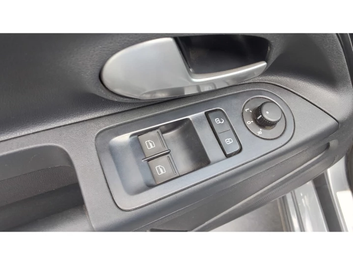 UP 1.0 CROSS TSI TOTAL 12V 5P FLEX