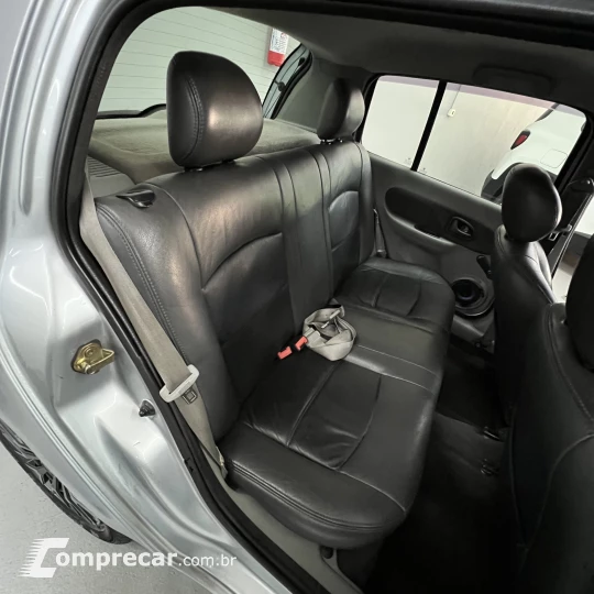 Clio Hi-Flex 1.0 16V 5p