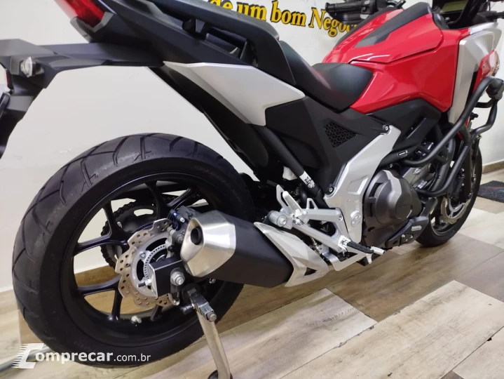 NC 750X DCT ABS