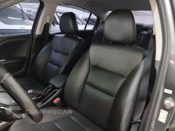 CITY 1.5 EXL Sedan 16V