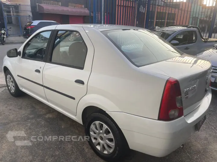 LOGAN 1.0 12V SCE Expression