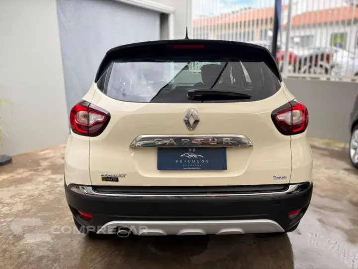 CAPTUR Intense 1.6 16V Flex 5p Aut.