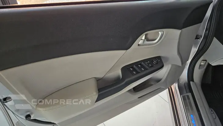 CIVIC 2.0 LXR 16V
