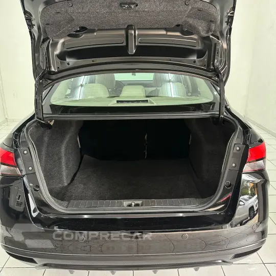 VERSA V-DRIVE Premium 1.6 16v Flex Aut.