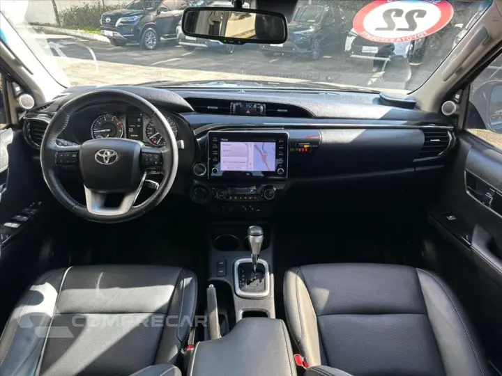 HILUX 2.8 D-4D TURBO DIESEL CD SRX 4X4 AUTOMÁTICO