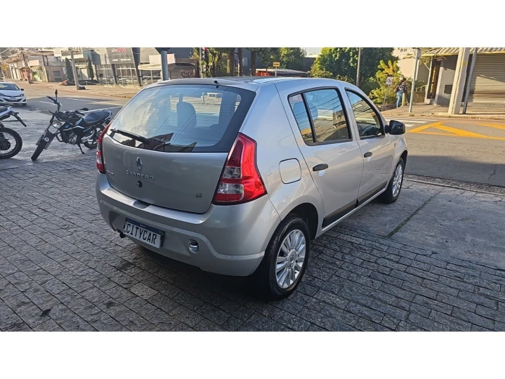 SANDERO 1.6 EXPRESSION 8V FLEX 4P MANUAL