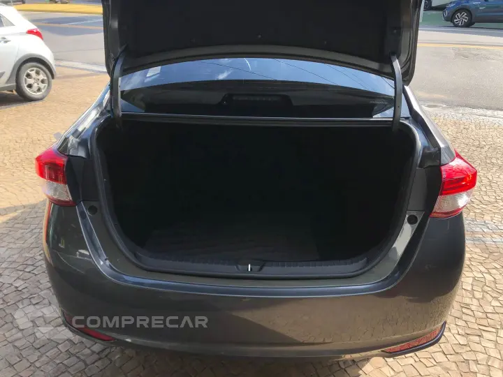 Yaris 1.5 16V Flex Sedan Xs Connect Multidrive