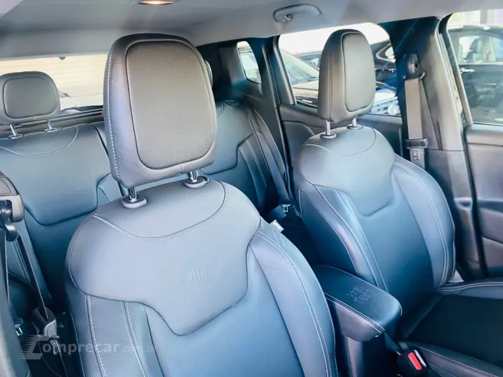 RENEGADE 1.3 T270 TURBO FLEX LONGITUDE AT6