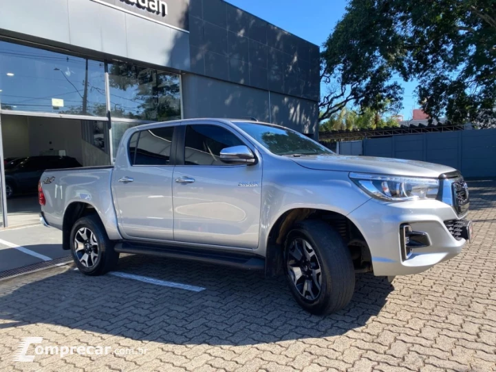 HILUX 2.8 D-4d Turbo CD SRX 4X4