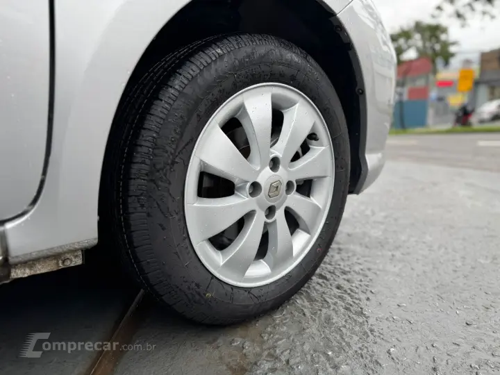 SYMBOL 1.6 Expression 16V