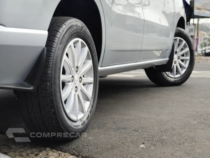 SPIN 1.8 LT 8V FLEX 4P AUTOMÁTICO