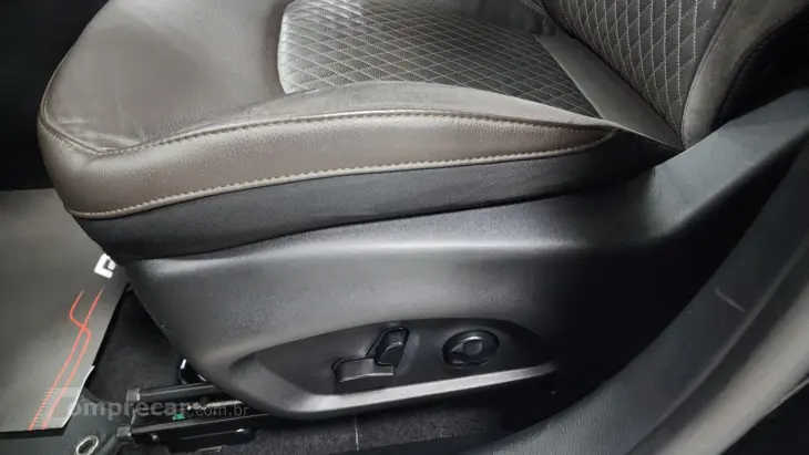 Commander Overl. TD380 2.0 4x4 Die. Aut.