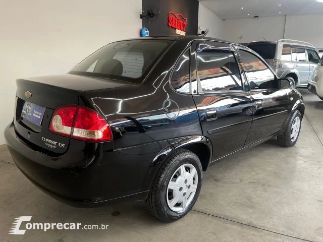 CLASSIC - 1.0 MPFI LS 8V 4P MANUAL