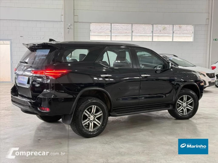 HILUX SW4 2.7 SRV 7 LUGARES 4X2 16V FLEX 4P AUTOM