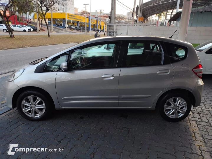 FIT 1.4 LX 16V