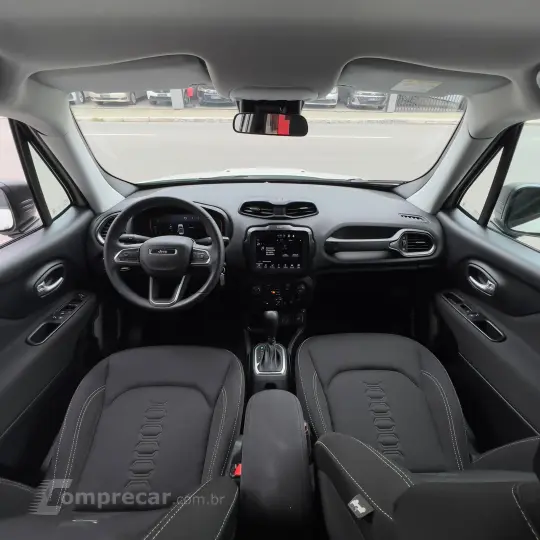 Renegade Sport Altitude 1.3 TB Flex Aut.