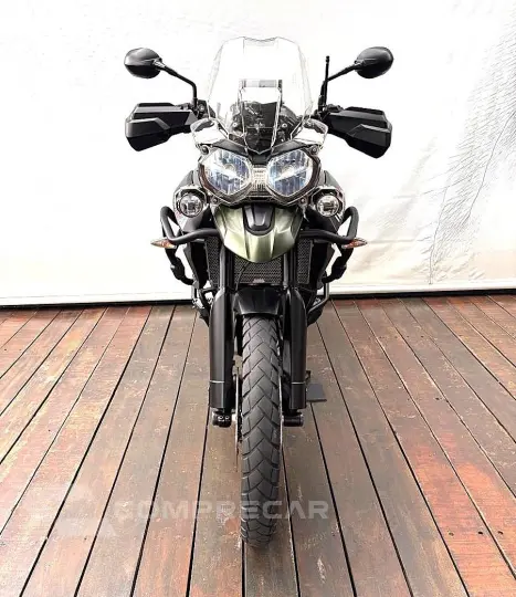TRIUMPH TIGER 800 XCA