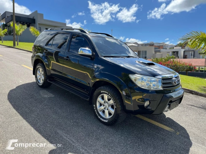 HILUX SW4 3.0 SRV 4X4 7 LUGARES 16V TURBO INTERCOOLER DIESEL