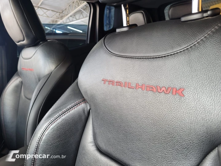 RENEGADE 2.0 16V Turbo Trailhawk 4X4