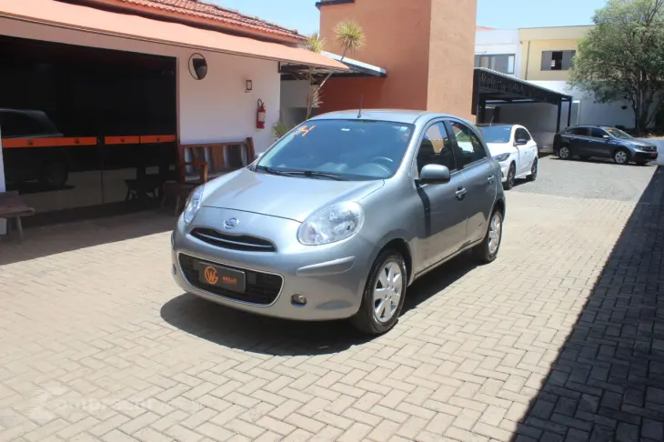 March 1.6 16V 4P SV FLEX