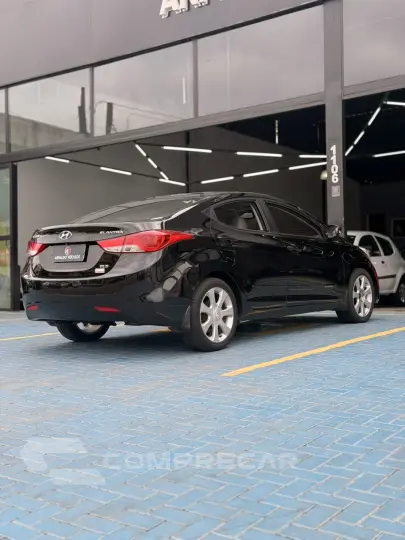 Elantra GLS 1.8 16V Aut.