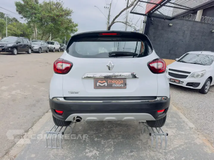Captur 1.6 16V 4P FLEX SCE INTENSE X-TRONIC CVT
