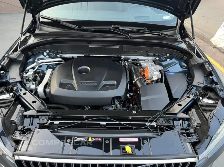 XC60 2.0 T8 Recharge Inscription AWD Geartronic